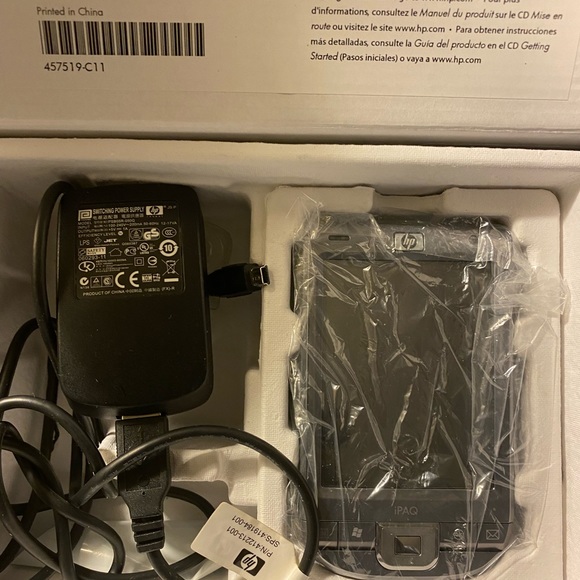 iPAQ 111 handheld Tablet Small - Picture 3 of 6